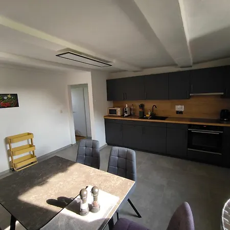 Lifarm Apartment *