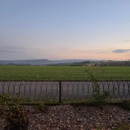 דירה Lifarm איירזן